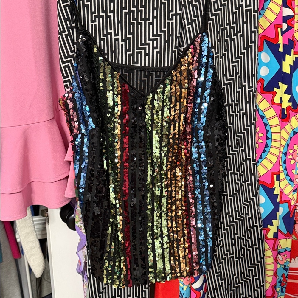 ✨Closet Price Drops!!✨ SHEIN Sequin Tank